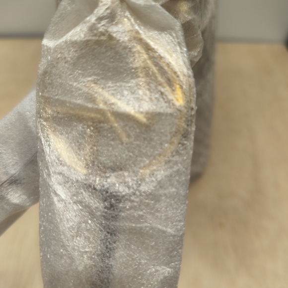 Michael Kors Brooke Bucket Handbag - Picture 5 of 14